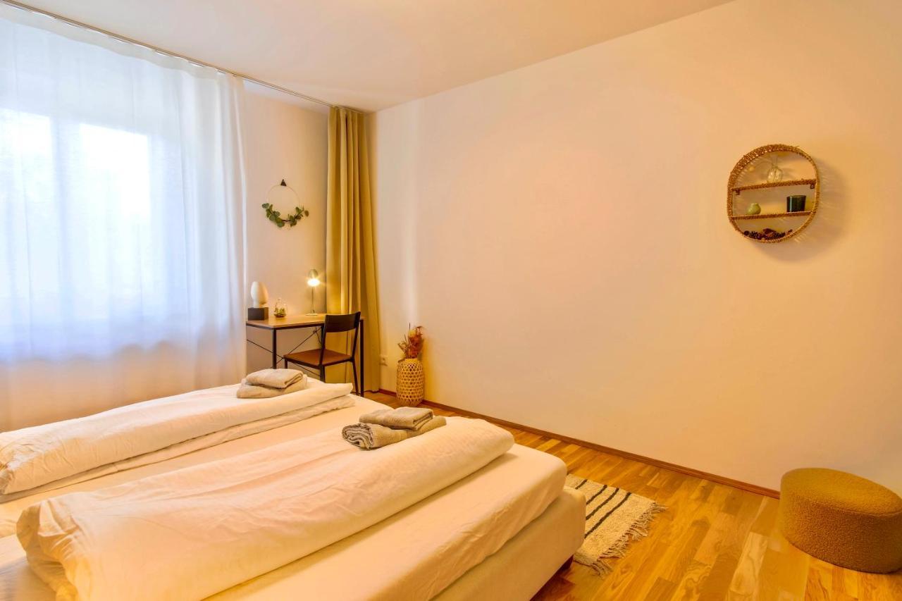 4-Room Luxury Apartment - Close To Central Station, Free Parking, Kitchen ライプツィヒ エクステリア 写真